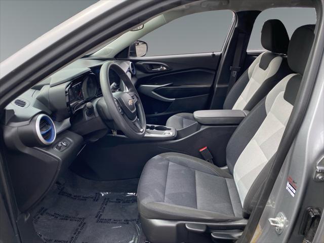 2025 Chevrolet Trax FWD LS