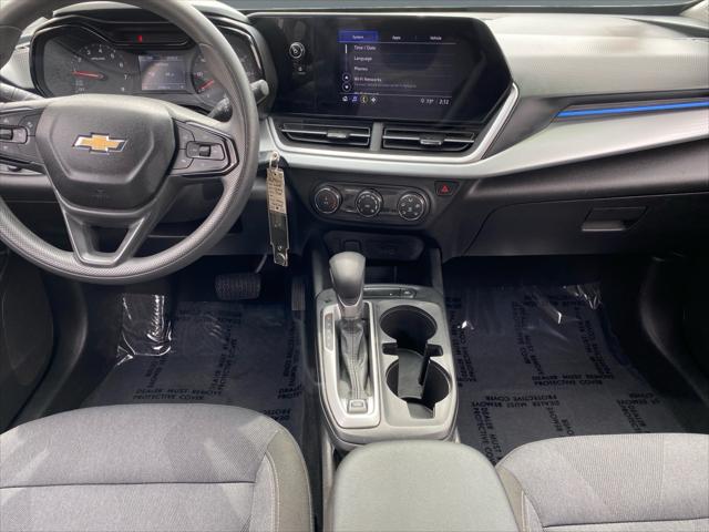 2025 Chevrolet Trax FWD LS