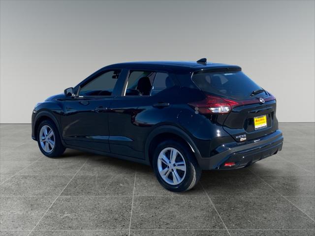 2024 Nissan Kicks S Xtronic CVT