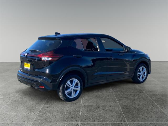 2024 Nissan Kicks S Xtronic CVT