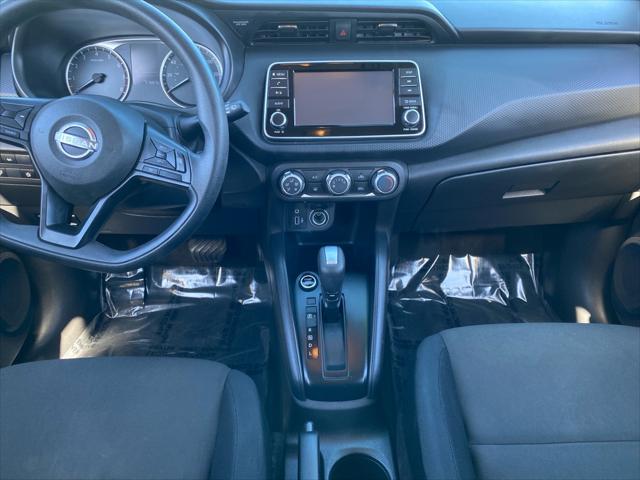 2024 Nissan Kicks S Xtronic CVT