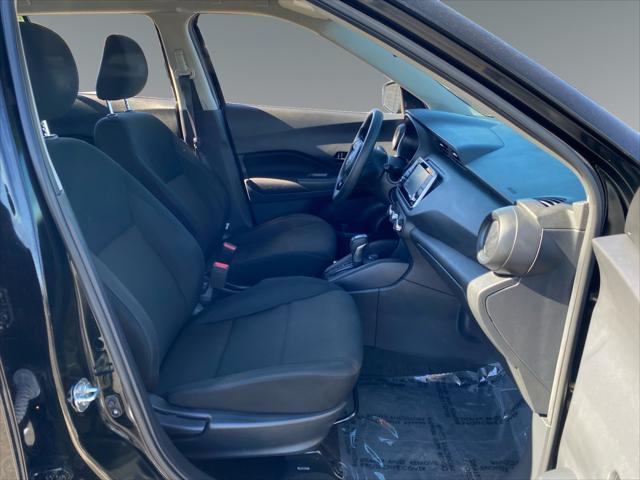 2024 Nissan Kicks S Xtronic CVT