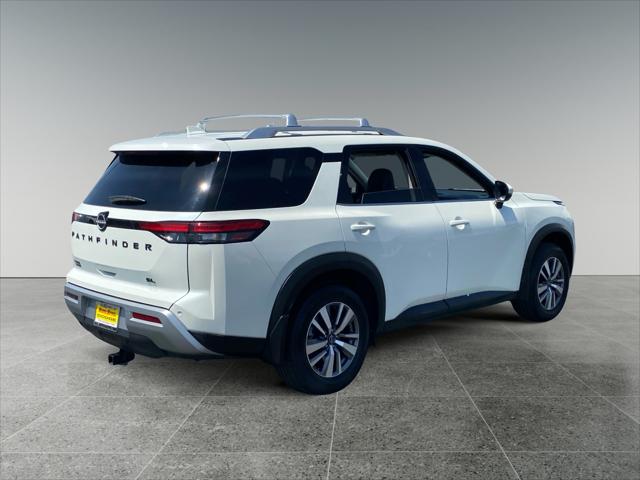 2024 Nissan Pathfinder SL FWD