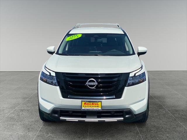 2024 Nissan Pathfinder SL FWD