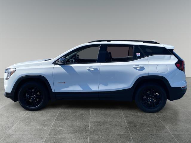 2024 GMC Terrain AWD AT4