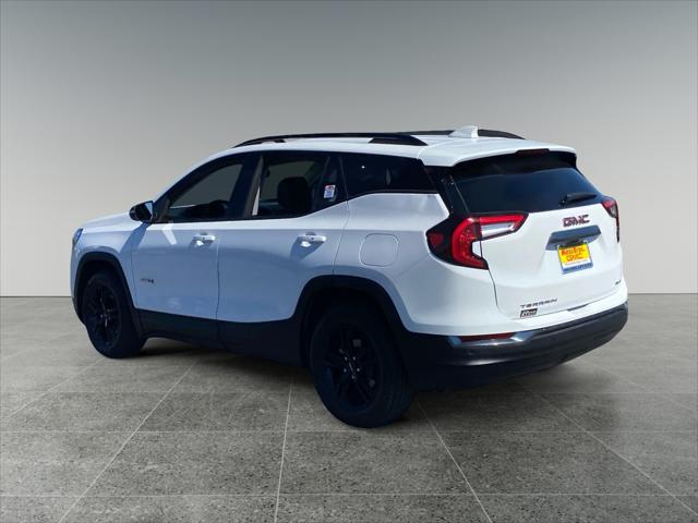 2024 GMC Terrain AWD AT4