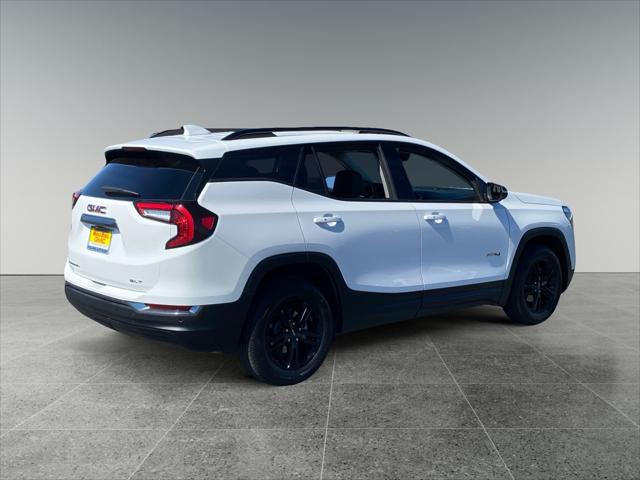 2024 GMC Terrain AWD AT4