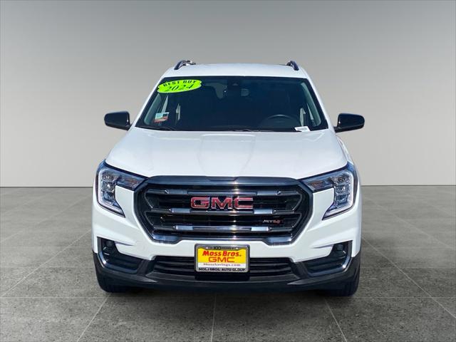 2024 GMC Terrain AWD AT4