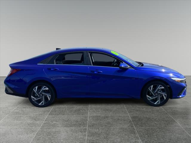 2025 Hyundai Elantra Limited