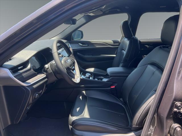 2025 Jeep Grand Cherokee L Limited 4x2
