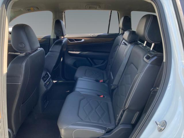 2024 Volkswagen Atlas 2.0T SE w/Technology