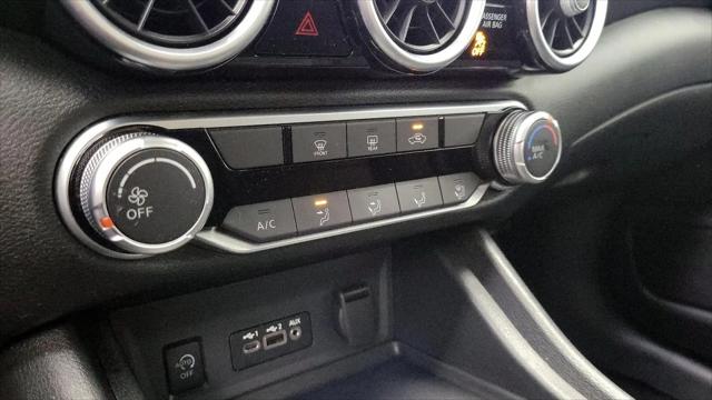 2024 Nissan Sentra SV Xtronic CVT