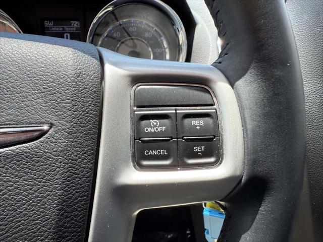 2015 Chrysler Town & Country Touring