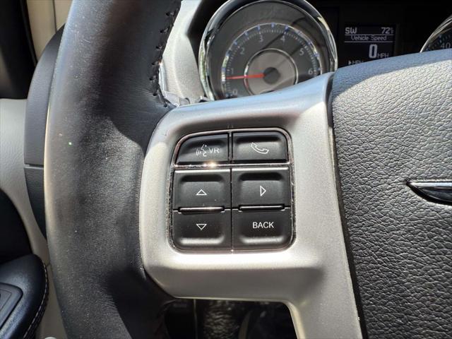 2015 Chrysler Town & Country Touring
