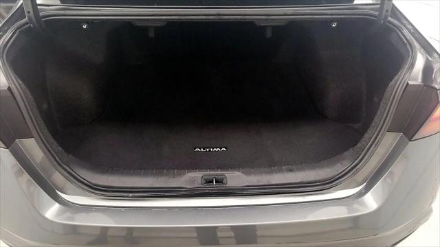 2024 Nissan Altima SV FWD
