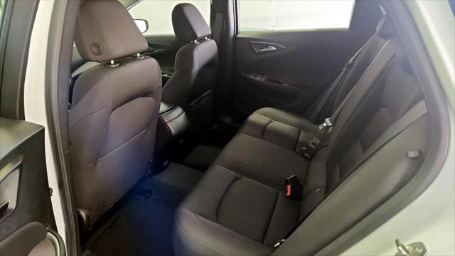 2024 Chevrolet Malibu FWD 1FL