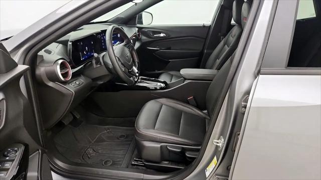 2025 Chevrolet Trax FWD 2RS