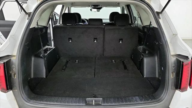 2023 Kia Sorento LX