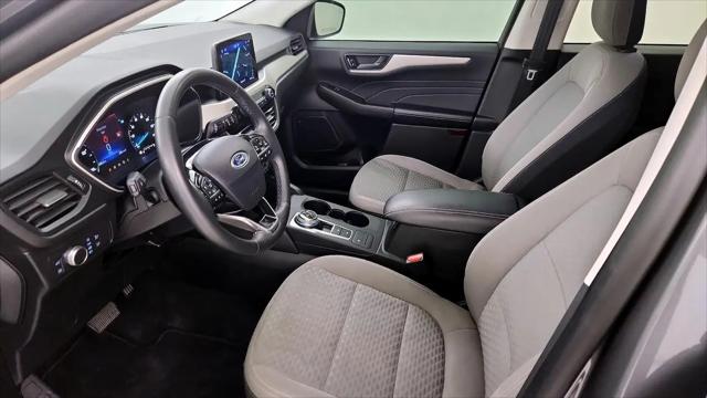 2022 Ford Escape SE Hybrid