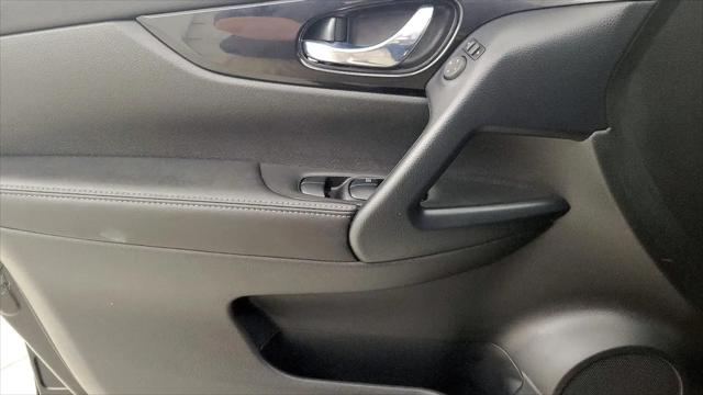 2022 Nissan Rogue Sport SL AWD Xtronic CVT
