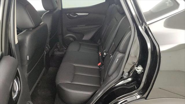2022 Nissan Rogue Sport SL AWD Xtronic CVT