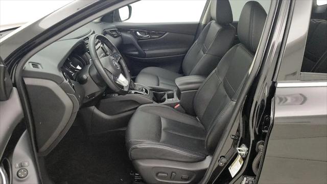 2022 Nissan Rogue Sport SL AWD Xtronic CVT