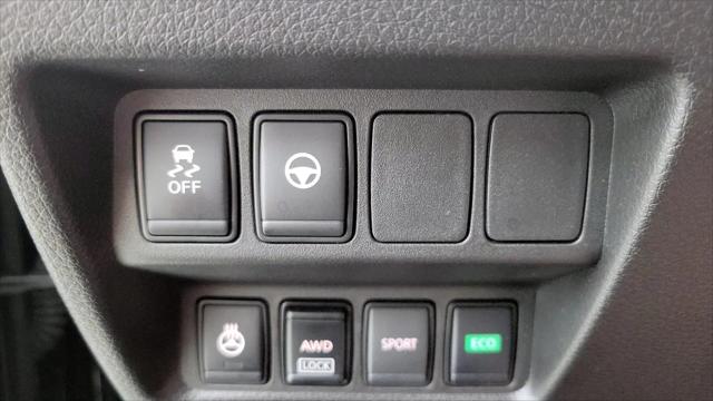2022 Nissan Rogue Sport SL AWD Xtronic CVT