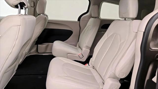 2017 Chrysler Pacifica LX