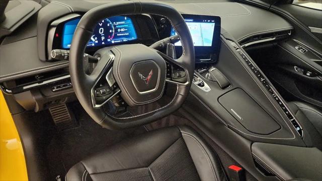 2025 Chevrolet Corvette Stingray RWD Convertible 2LT