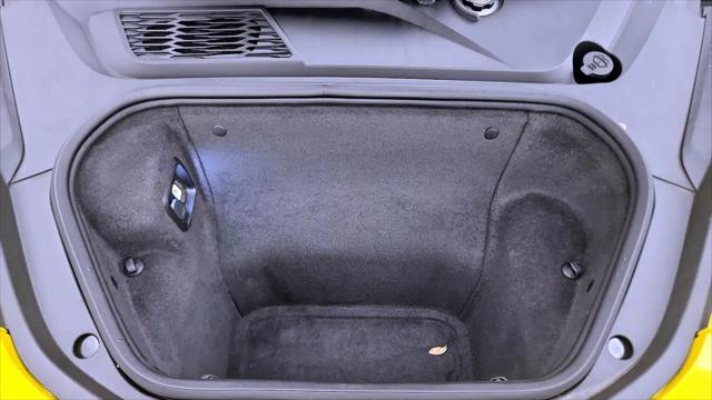 2025 Chevrolet Corvette Stingray RWD Convertible 2LT