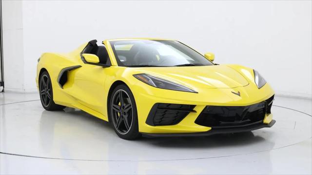 2025 Chevrolet Corvette Stingray RWD Convertible 2LT