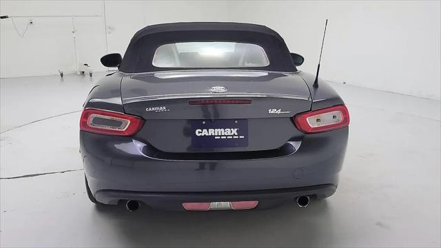 2017 Fiat 124 Spider Lusso