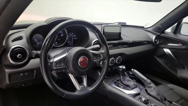2017 Fiat 124 Spider Lusso