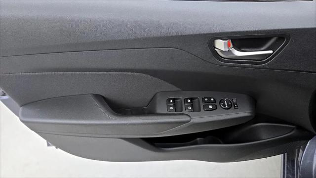 2019 Hyundai Accent SE
