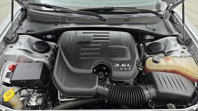 2022 Dodge Charger SXT RWD