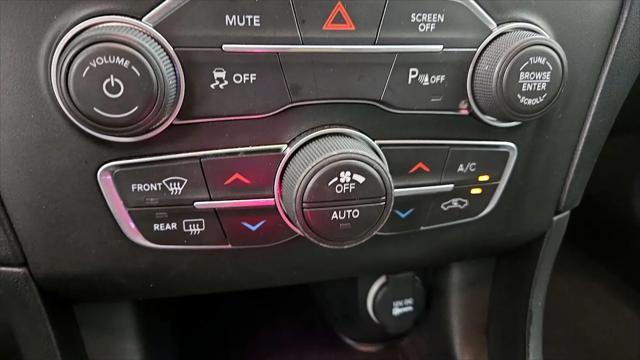 2022 Dodge Charger SXT RWD