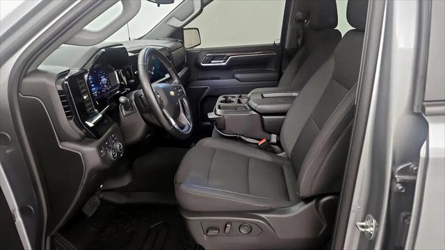 2025 Chevrolet Silverado 1500 4WD Crew Cab Standard Bed LT