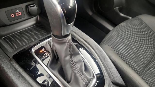 2022 Nissan Rogue Sport S FWD Xtronic CVT