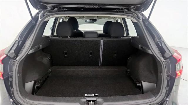 2022 Nissan Rogue Sport S FWD Xtronic CVT