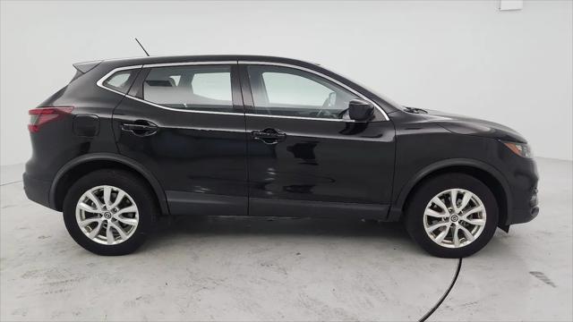 2022 Nissan Rogue Sport S FWD Xtronic CVT