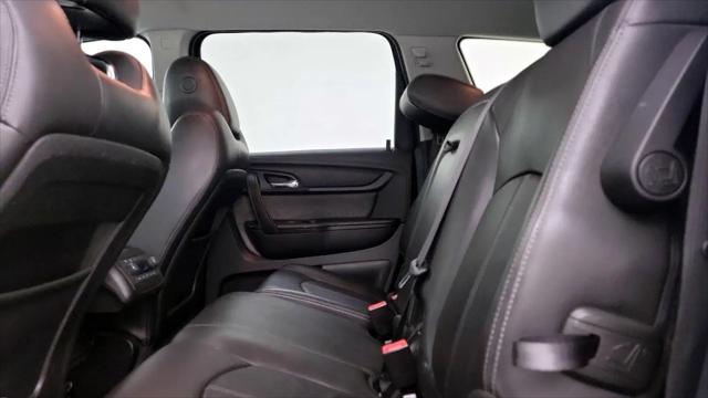 2017 Chevrolet Traverse 2LT