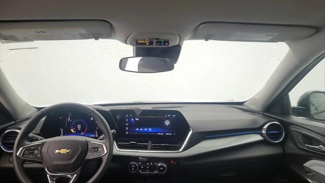 2025 Chevrolet Trax FWD LT
