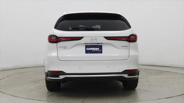 2024 Mazda X-90 Premium Plus