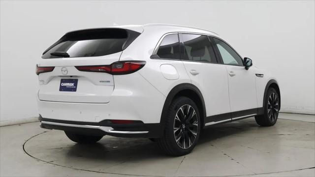 2024 Mazda X-90 Premium Plus