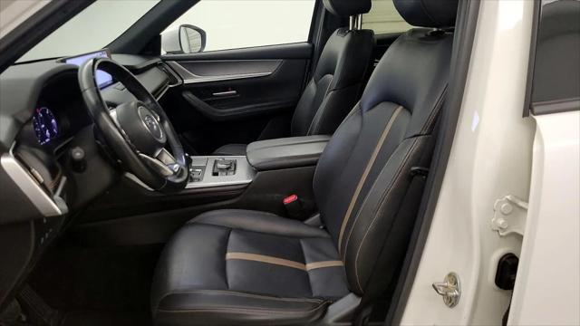 2024 Mazda X-90 Premium Plus