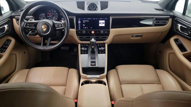 2022 Porsche Macan Macan