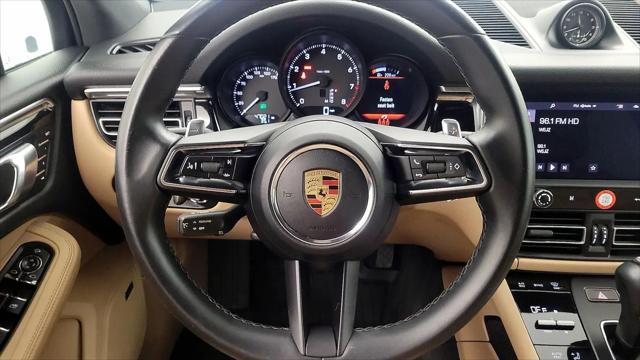 2022 Porsche Macan Macan