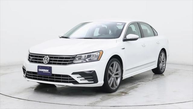 2017 Volkswagen Passat 1.8T R-Line