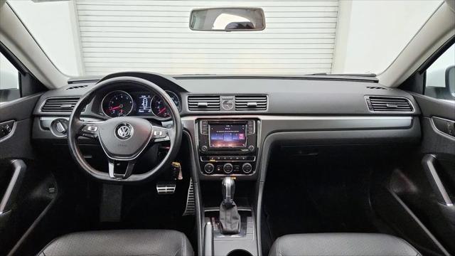 2017 Volkswagen Passat 1.8T R-Line
