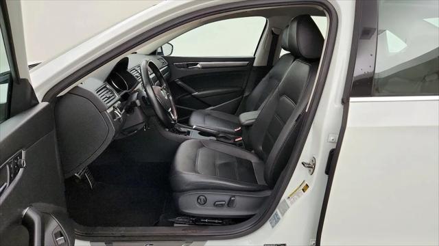 2017 Volkswagen Passat 1.8T R-Line